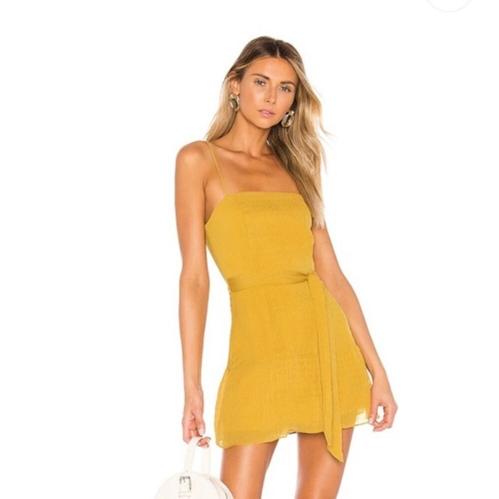 Superdown Becca Mini Babydoll Dress Size Large Ruched Cottagecore Tiered Revolve